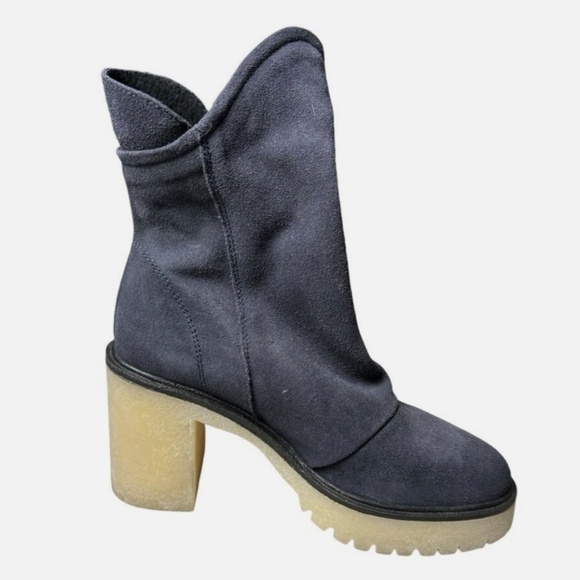 Free People Jack Zip Boot in Onyx suede platform boot. Size 37 - Picture 3 of 13